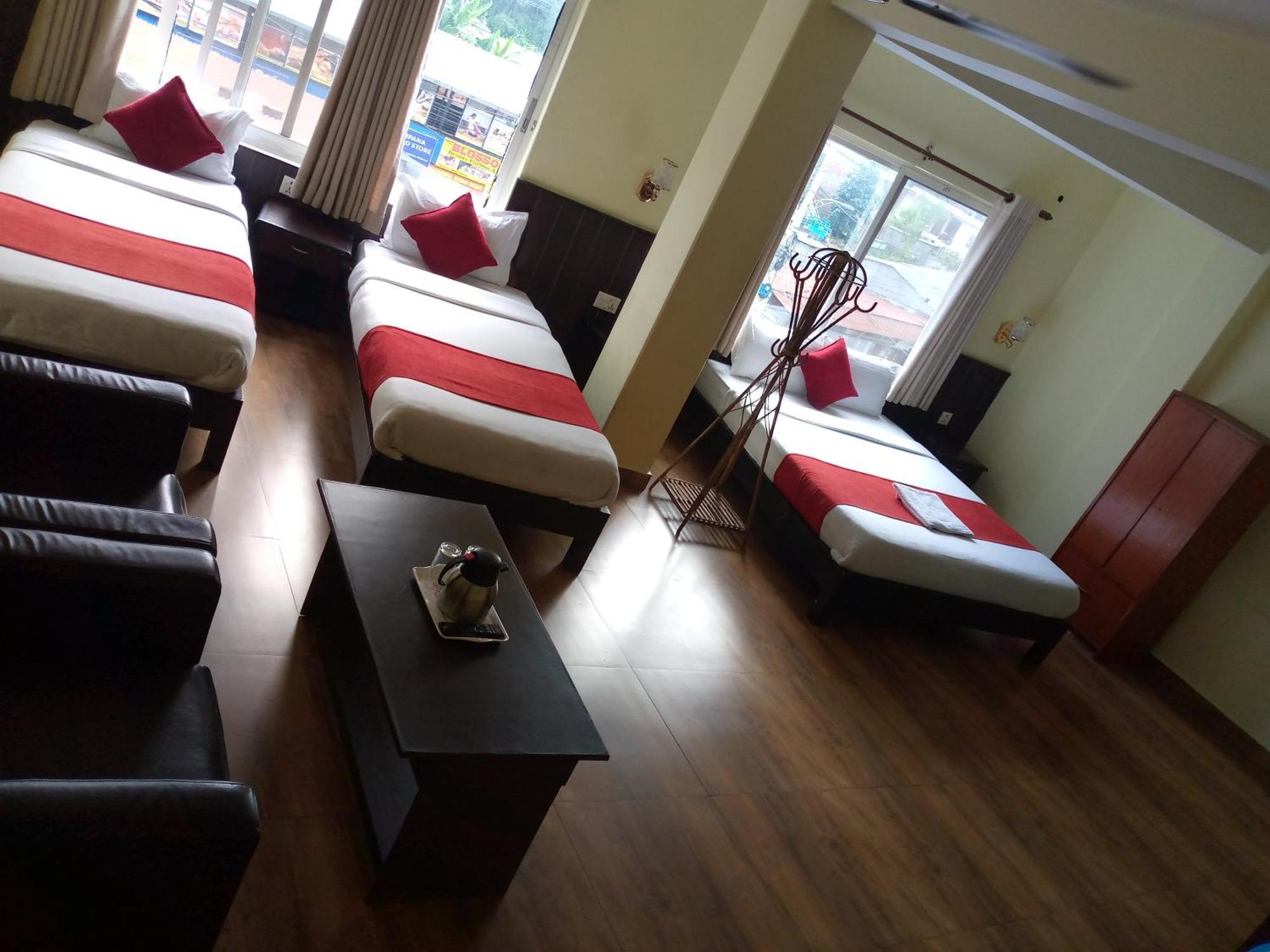 Hotel My Dream Pokhara Exteriör bild