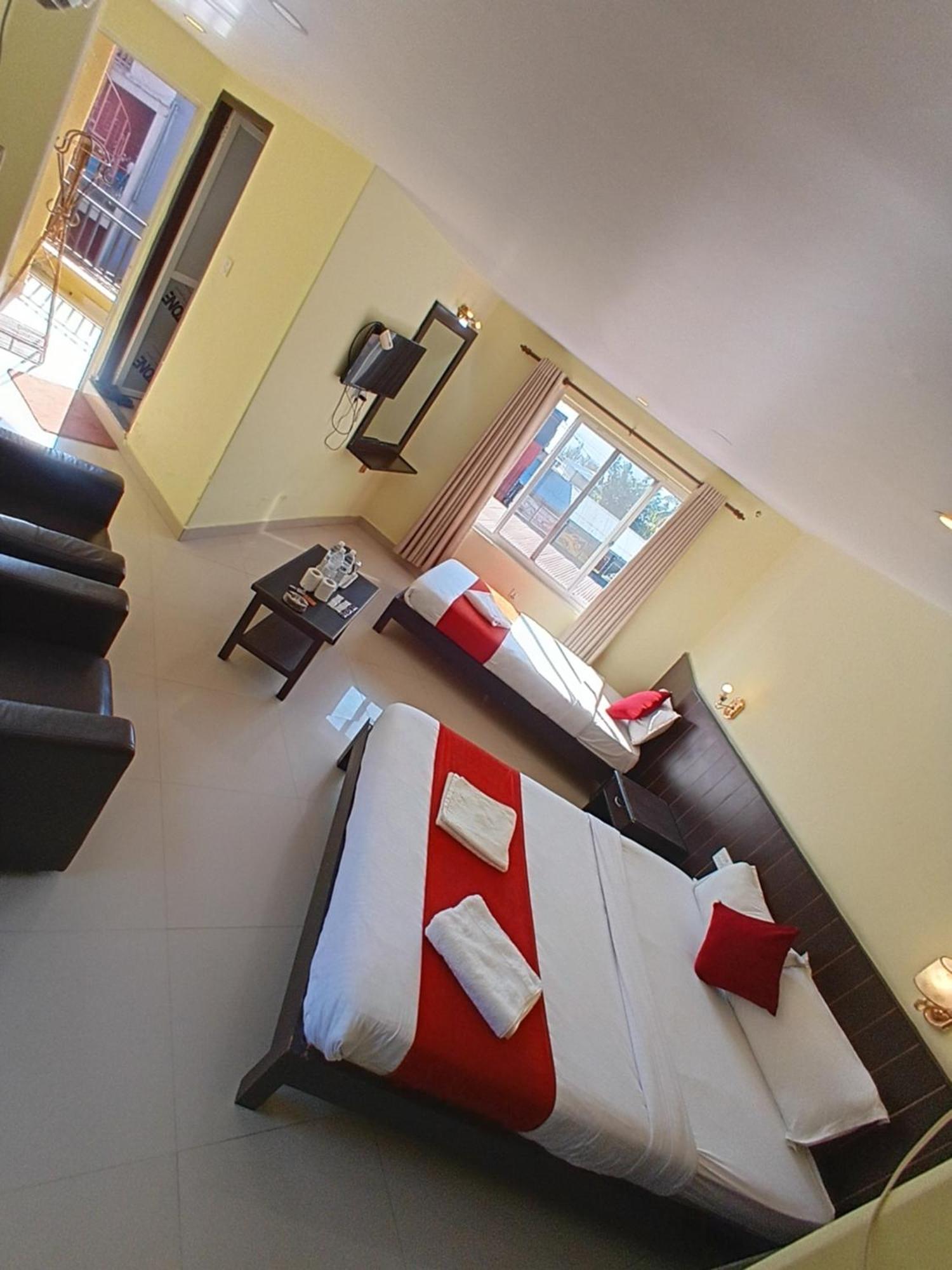 Hotel My Dream Pokhara Exteriör bild