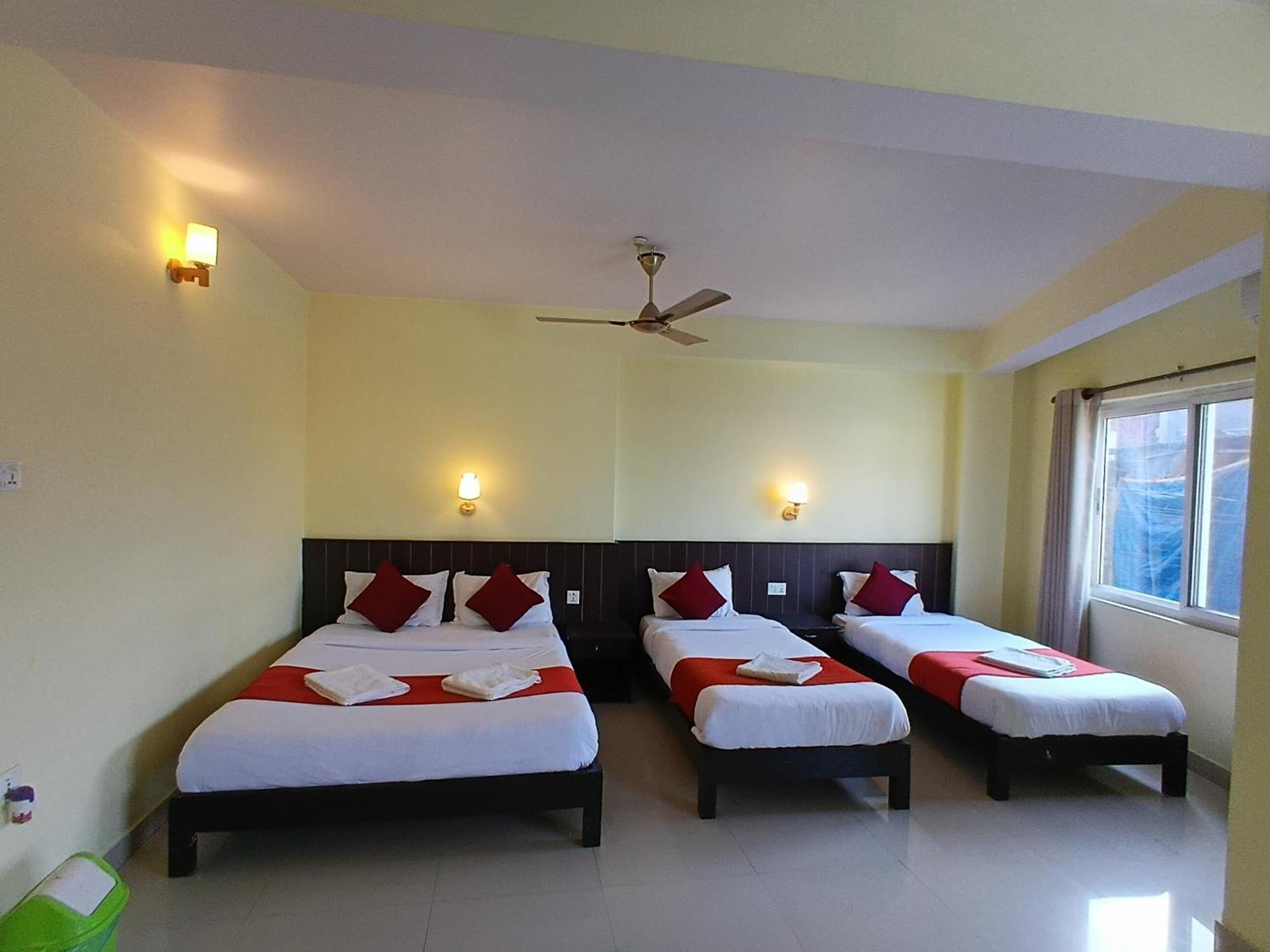 Hotel My Dream Pokhara Exteriör bild