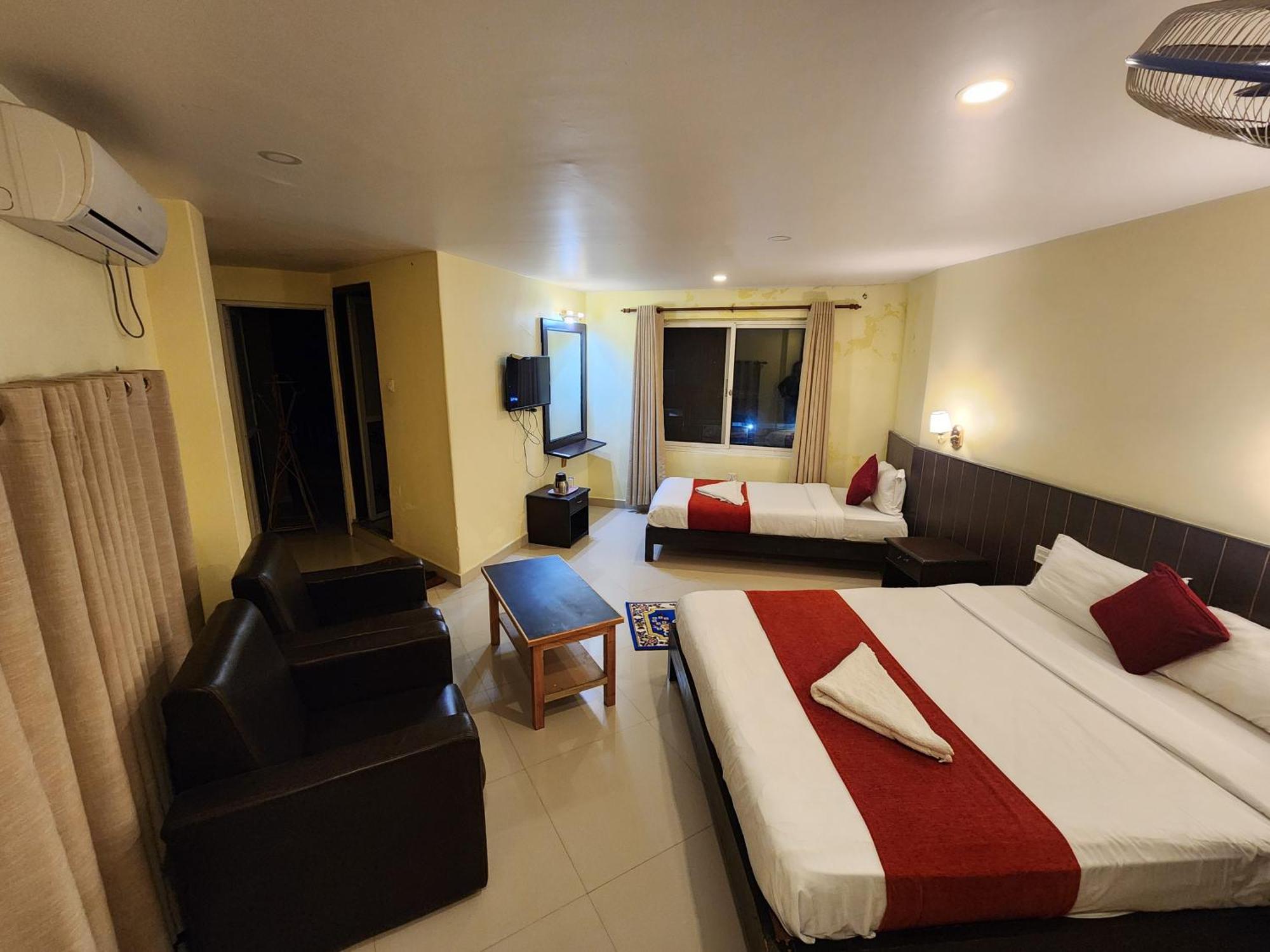 Hotel My Dream Pokhara Exteriör bild
