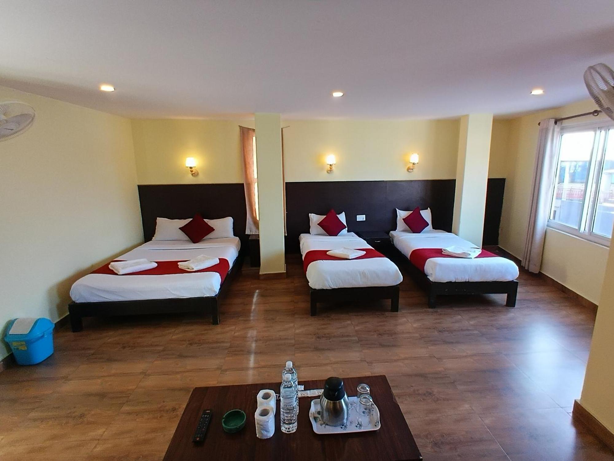 Hotel My Dream Pokhara Exteriör bild