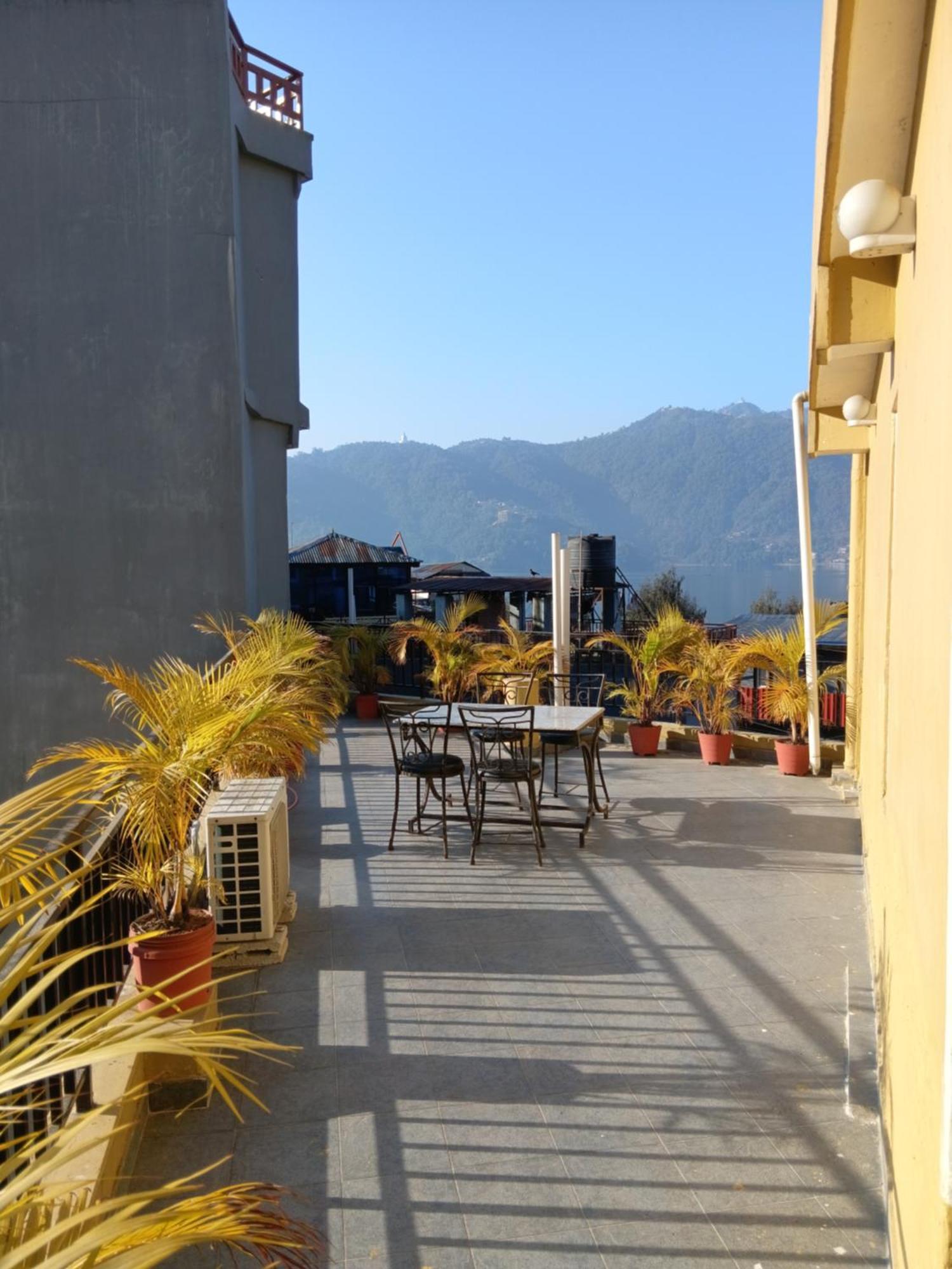Hotel My Dream Pokhara Exteriör bild