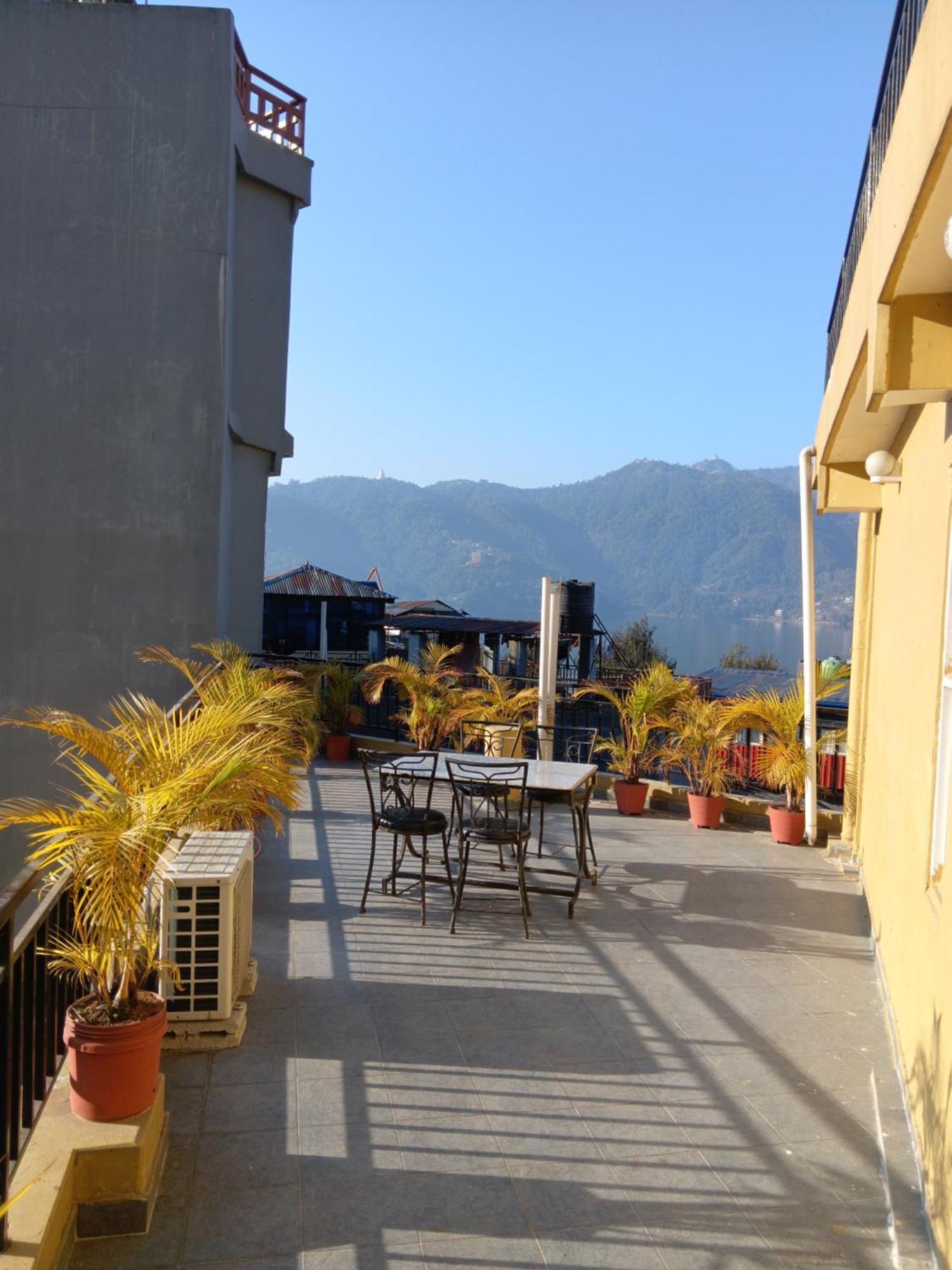 Hotel My Dream Pokhara Exteriör bild